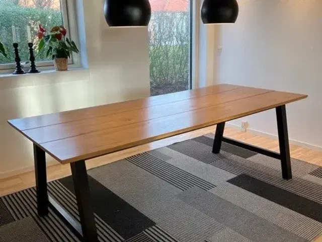 Spisebord, Toke (ILVA) | Vallensbæk - GulogGratis.dk
