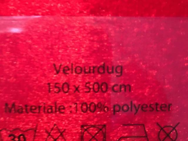 Ny rød dug