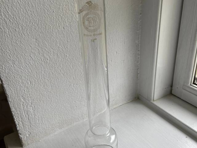 Glas til petroleumslampe