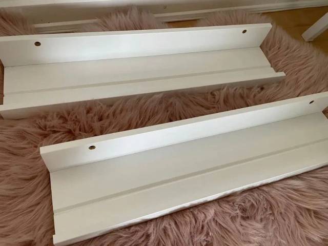 2 Ikea boghylder