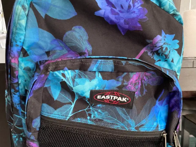 Eastpak Pinnacle dark ray 38 L Horsens GulogGratis.dk