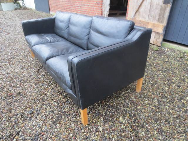 1 stk 3 og 2  personers lædersofa 