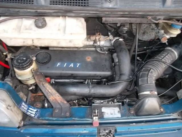 Fiat ducato 2005 dele døre + motorer/ gearkasser.