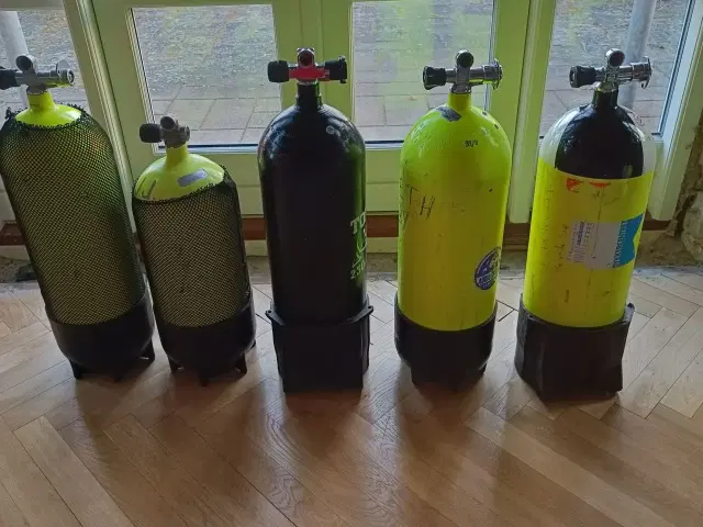 Dykkerflasker 12 L og 15 L