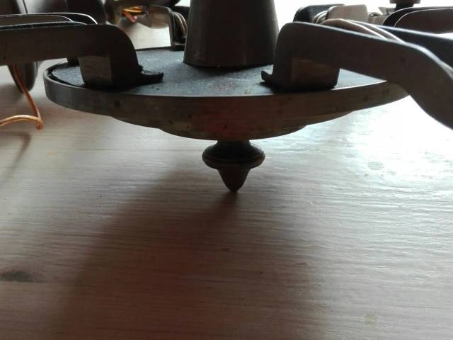 Loftlampe i massiv messing