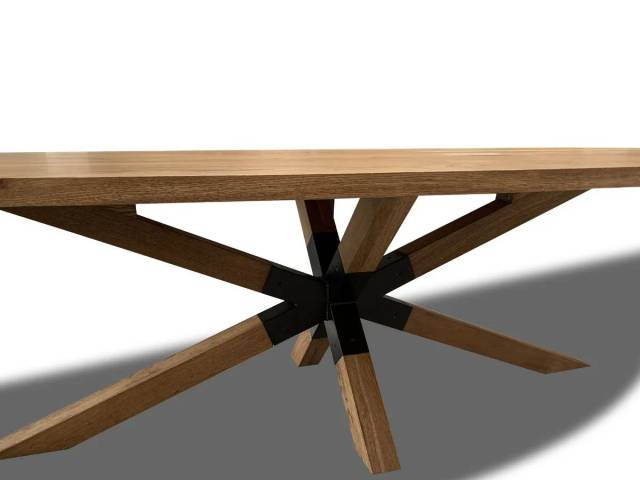 Spisebord eg Oval CUT 270 x 110 cm