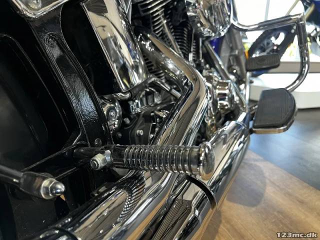 Harley-Davidson FLSTC Heritage Softail Classic Softtail