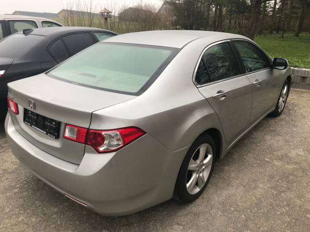 HONDA ACCORD 2.2i Dtec