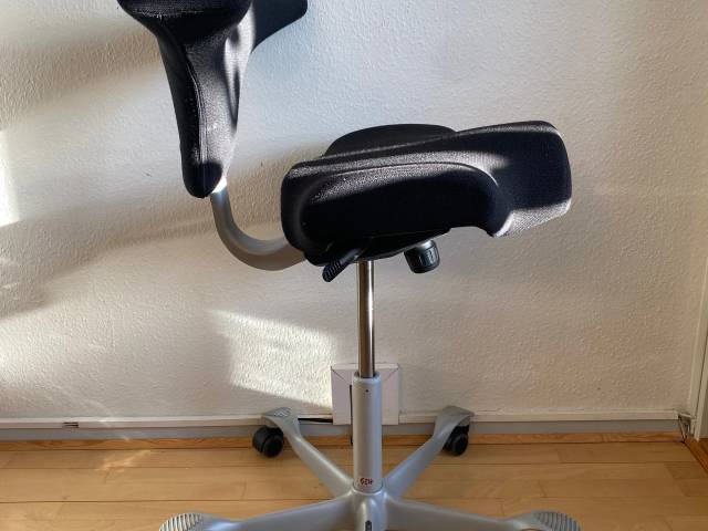 HÅG Capisco 8106 