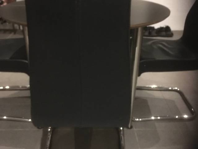 Spisebord inkl. stole