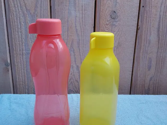 Tupperware flasker 5 dl med skruelåg | Herning -