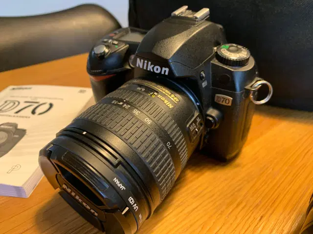 Spejlrefleks Nikon D70, ekstra lense + Blitz