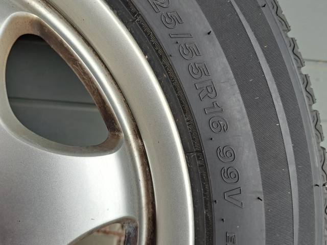 4 x 16" Mercedes classic. M.Nye helårsdæk 