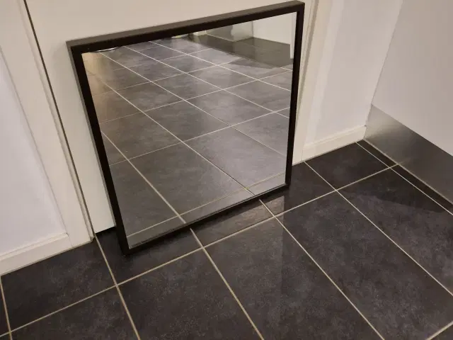 Spejl IKEA - Stave, Kvadratisk 70 x 70 cm, Sort