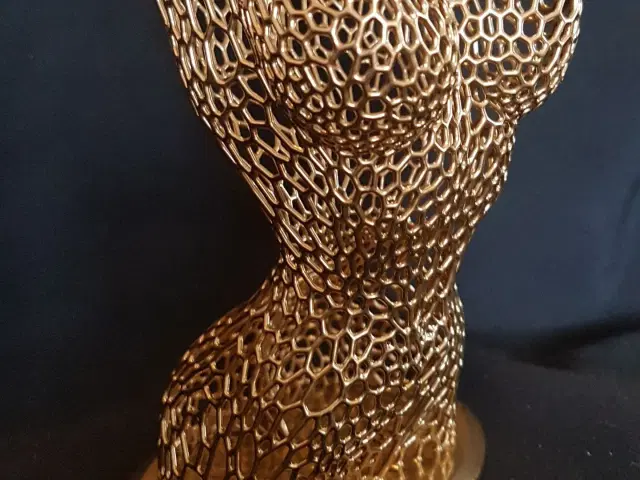 Kvinde krop, Skulptur (14cm / "Guld")