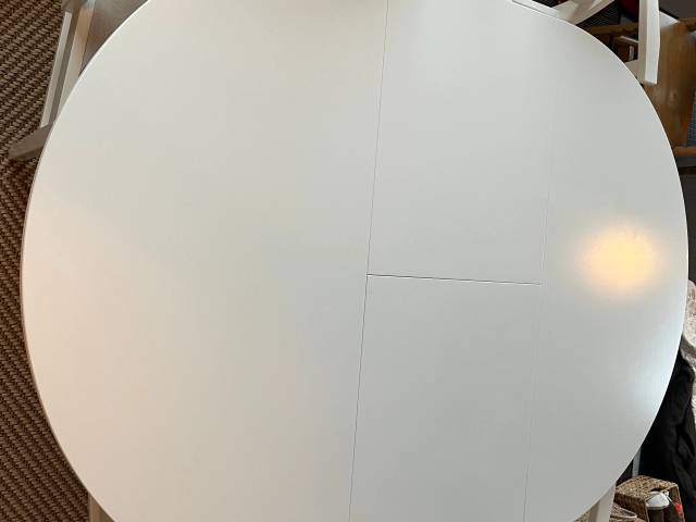 Ingatorp spisebord med 4 stole
