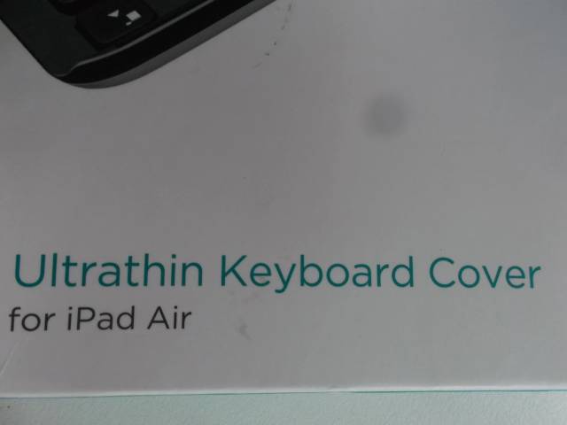 Logitech Ultrathin Keyboard Cover for iPad Air