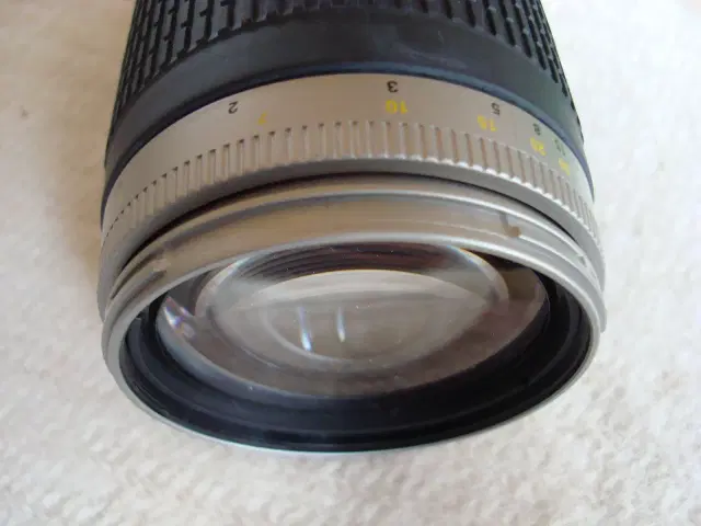 Nikon AF Nikkor 70-300 mm